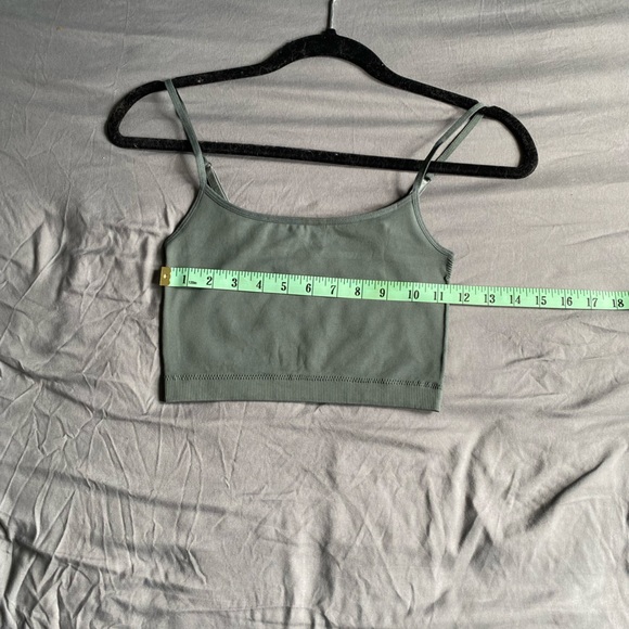 NWT Dynamite Green Seamless Bralette Top. Extra Small, Medium and Large - Picture 6 of 13